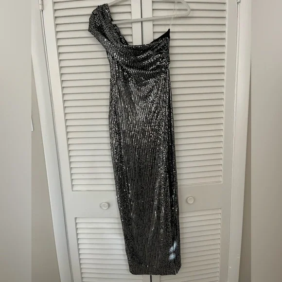 Showpo Joycee Midi Off Shoulder Thigh Split Sequin Dress in Gunmetal - Picture 4 of 6